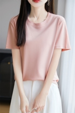 夏季新款简约圆领短袖女宽松百搭显瘦时尚休闲上衣，女装T恤，羊秋羊绒