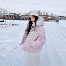 粉色