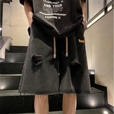 黑色