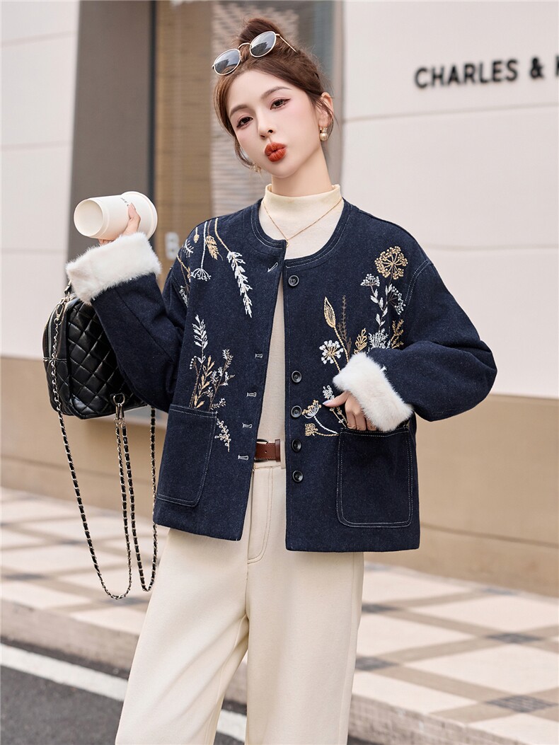 现货主推2025年冬季新款國风羽绒服外套女,女装羽绒服,曼娅璐