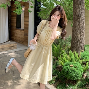 黄色法式泡泡袖连衣裙女2025夏季新款今年流行超好看小个子a字裙图片