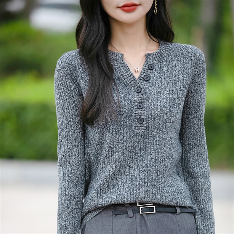 时尚百搭女士秋冬简约针织衫 纯色休闲长袖毛衣 显瘦修身款图片