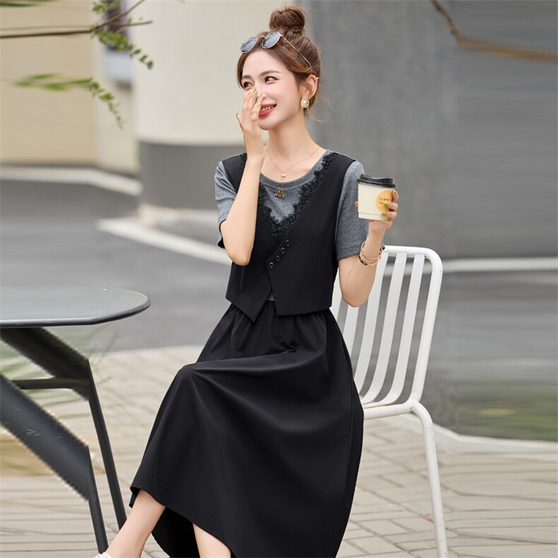 假两件短袖T恤马甲连衣裙女2025夏新款时尚休闲宽松显瘦减龄裙子，女装连衣裙，超帛