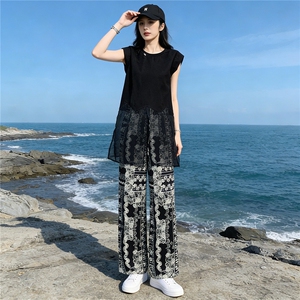 慵懒风减龄时尚套装女夏新款遮肚显瘦无袖网纱拼接上衣长裤两件套图片