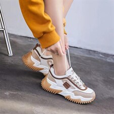 休闲鞋，其它，彩红鞋馆