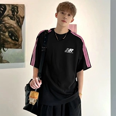 抖音得物品质二开240克宽松纯棉美式潮牌印花三条杠中性风短袖T恤，男装T恤，电商A486