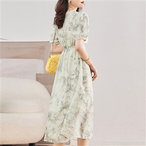 2025春夏新款V领印花连衣裙女气质优雅中长款减龄显瘦淑女A字裙子，女装连衣裙，魅丽静蓝