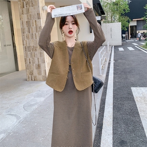 韩系马甲条纹连衣裙套装连衣裙女2025年秋季新款盐系减龄两件套潮图片