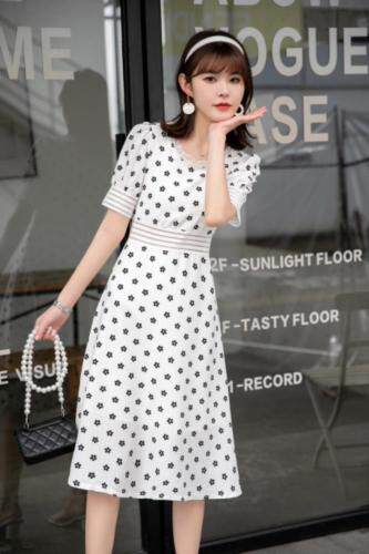 雪纺麻料连衣裙，女装连衣裙，艾美欧歌