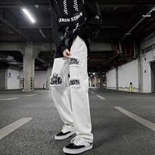 白色