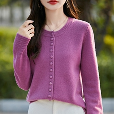 设计感慵懒风圆领单排扣新款100羊毛开衫女时尚针织外套上衣，女装羊毛衫，片语羊绒