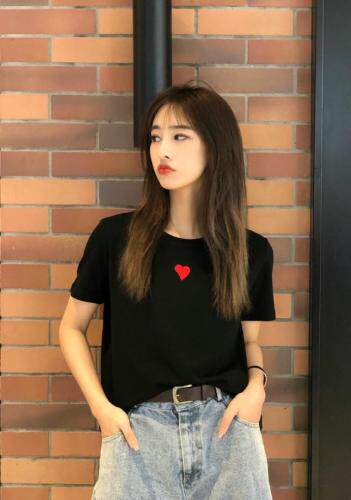 DG875-2021春季新款时尚百搭刺绣爱心短袖T恤，女装T恤，L·H·X