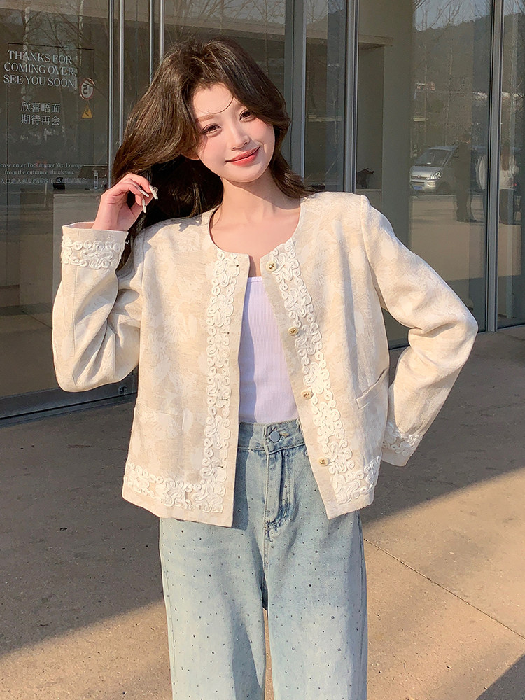 高级感小香风蕾丝花边短外套女春季款上新洋气国风圆领单排扣上衣,女装短外套,浙宝208A