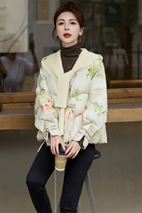 欣品汇2023年冬季Y90花色白鸭绒宽松短款羽绒服帽子可脱卸图片
