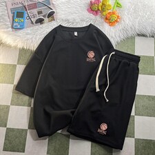 黑色