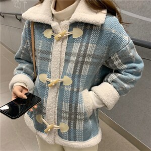 价秋冬外套韩版设计感格纹牛角扣羊羔毛外套宽松加厚外套女图片