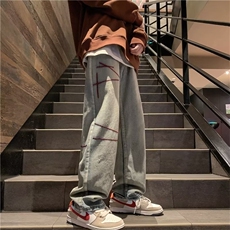蓝色