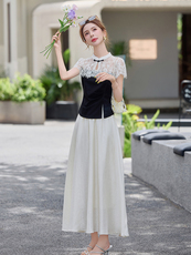 连衣裙女2026超火夏季新款气质巨好看的简单大方显瘦两件套装裙，女装套装/套裙，尚洛菲