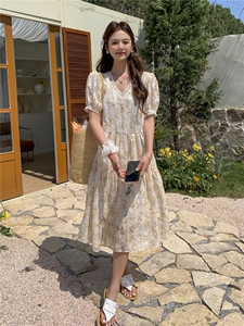 大喜自制【现货】沙冰 法式复古碎花连衣裙女短袖v领夏天长裙,女装连衣裙,浙宝200