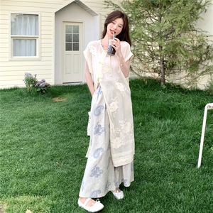 新中式国风碎花罩衫阔腿裤套装女夏2025新款流行显瘦巨好看两件套图片