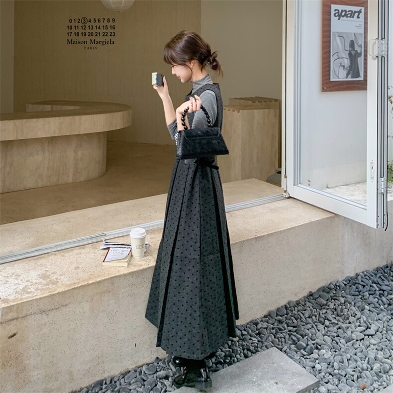 【】灰色毛呢波点背心裙打底衫套装#8615-P155-K228,女装套装/套裙,2C111