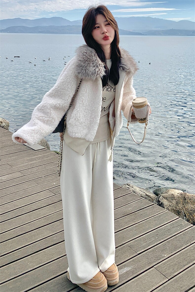 大毛领短款羊羔仿皮草外套毛绒保暖翻领冬季女,女装短外套,纯色衣恋