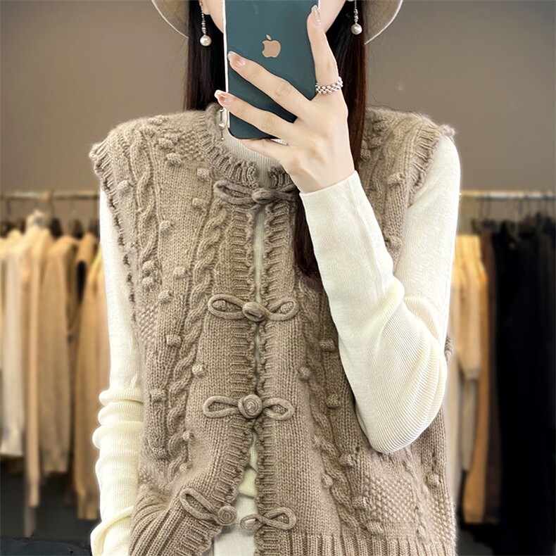 2024年秋季新款马甲无袖背心羊毛坎肩短款针织开衫外穿，女装马甲，暖圣羊羊绒