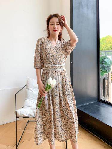 韩版碎花连衣裙，女装连衣裙，依启蒙