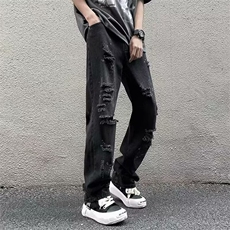 黑色