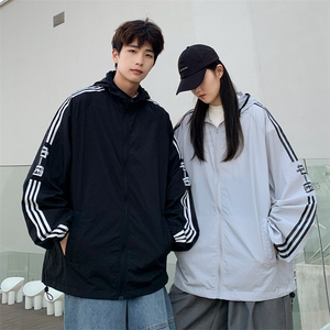 2024夏季潮牌情侣款防晒服男女同款夏季三条杠户外运动服钓鱼外套图片
