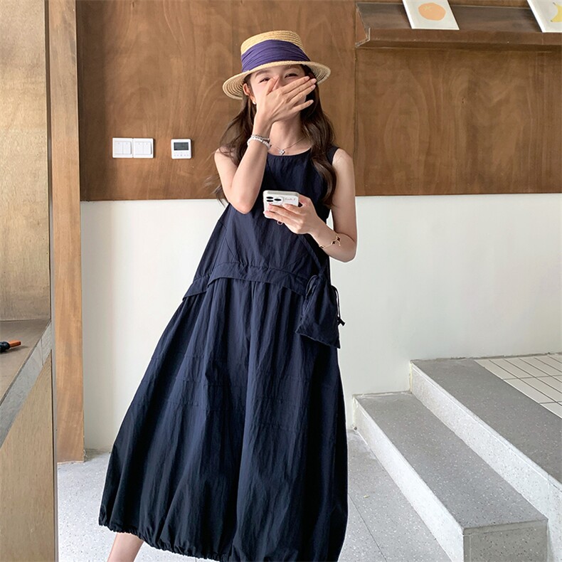 藏青色无袖连衣裙女夏2025新款学院风超火爆款减龄花苞灯笼背带裙,女装连衣裙,浙宝220
