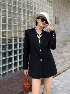 现货金纺西装上市图片