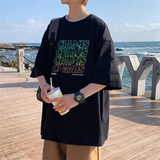 黑色