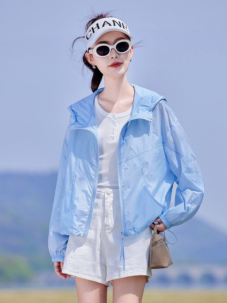 女2026新款夏装宽松显瘦今年流行空调衫旅行户外宽松薄短外套,女装防晒衣,靓衣阁