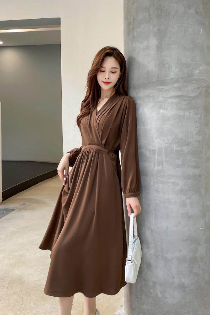 现货2021新款秋装净色连衣裙，女装连衣裙，秀水百合