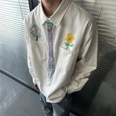 白色