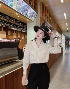 2021秋冬新款气质翻领衬衣,其它,米娜·丹怡