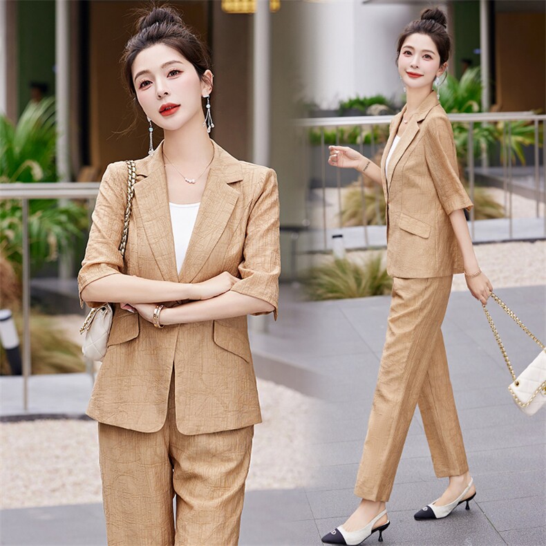 网红洋气西服套装女三件套2024夏季新款气质OL休闲小西装三件套,女装套装/套裙,贵人树