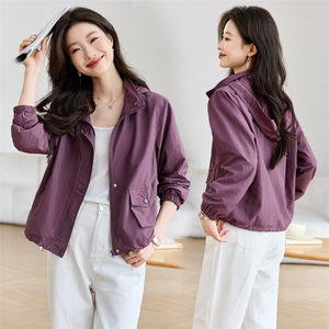休闲宽松百搭短款薄外套女2026春新款妈妈洋气减龄显瘦夹克上衣，女装短外套，简韵佳