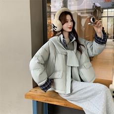 现货新款独特超好看短款羽绒服女款冬季立领面包服小个子羽绒外套，女装羽绒服，韩然一族