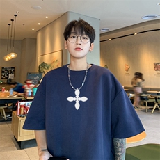 藏青色