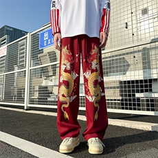 红色
