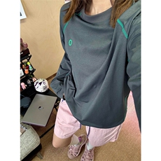 灰色