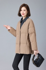 现货2022冬季新款时尚简约韩版休闲牛仔拼接羽绒服，女装羽绒服，深水步
