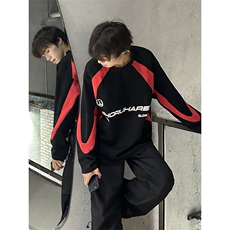 红色