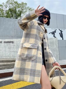 冬季新款大衣俩色图片