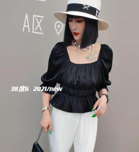 百搭显瘦上衣搭配时尚云朵裤，女装，38度6