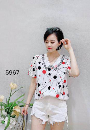 现货！夏季新款碎花雪纺连衣裙，女装连衣裙，时尚蜜码&佳人