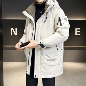 8879 P240冬季羽绒服新品男士冲风衣连帽长款图片