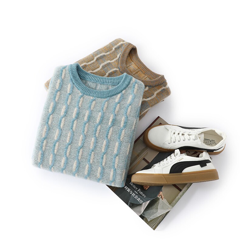 时尚男士圆领毛衣舒适保暖宽松版型长袖设计，男装羊毛衫，德晨羊绒